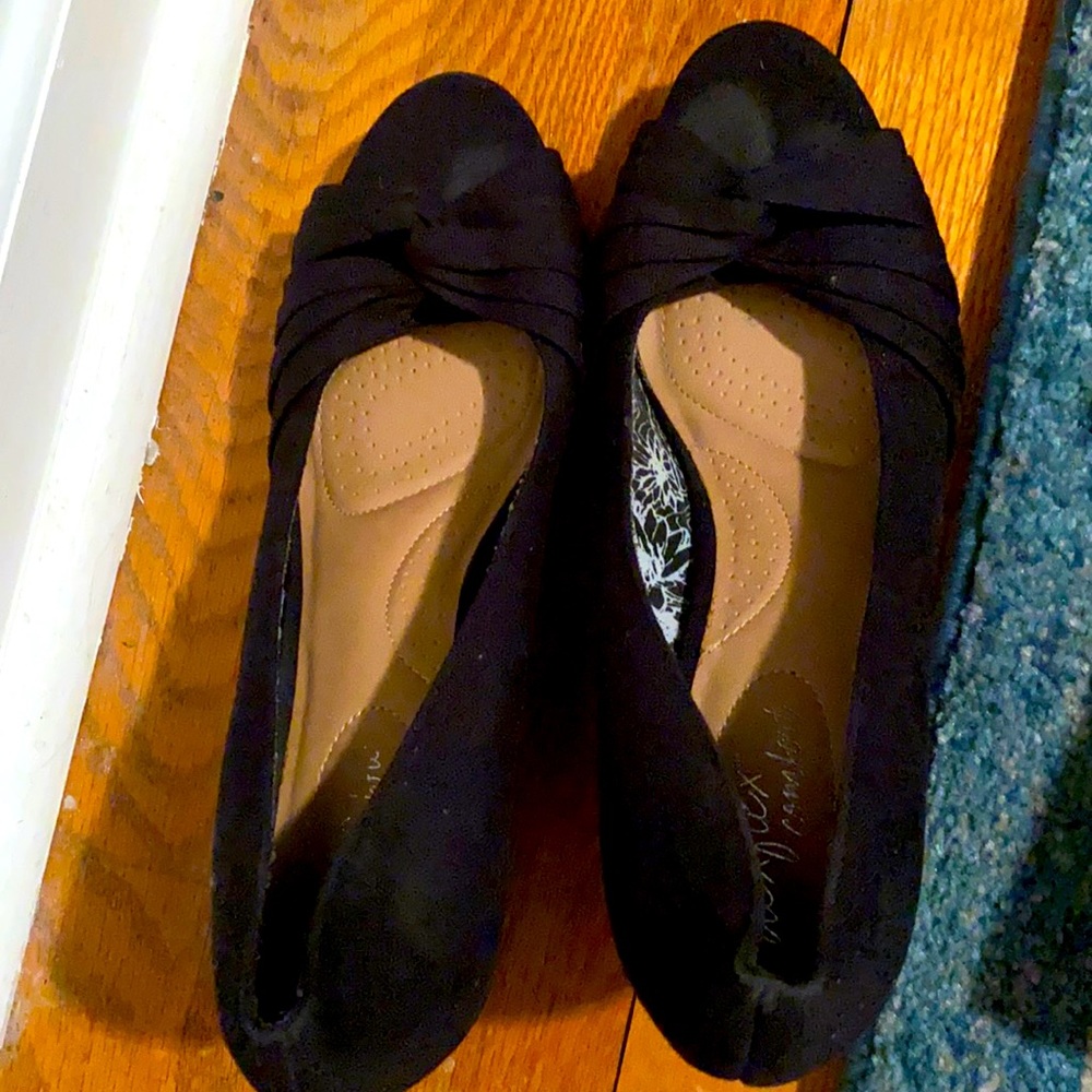 Size 8 women's summer pumps